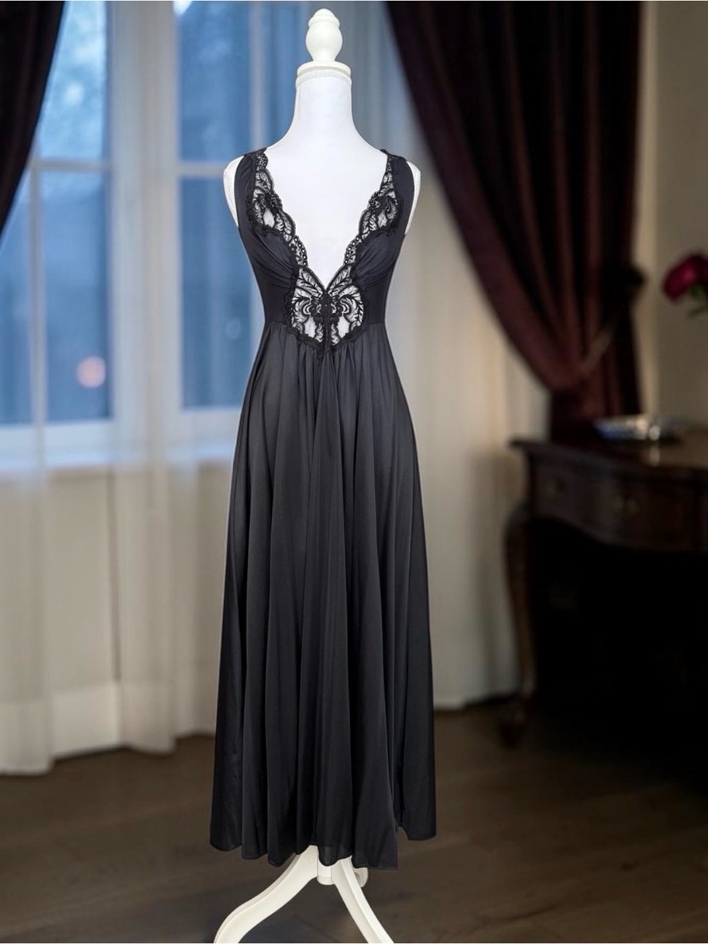 Olga RARE Vintage Deep V Slip Dress
Nightgown Black Lace Nylon Full Sweep S/M